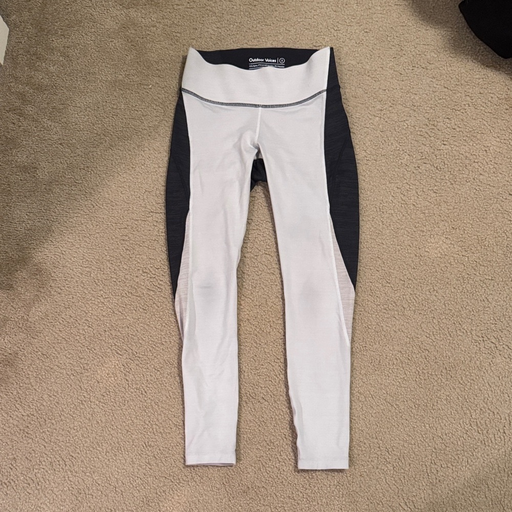 Outdoor Voices Contrast Panel Leggings - White, Black, Tan